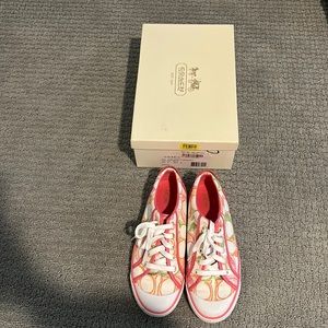 Like New Size 8 Coach Tennis Shoes